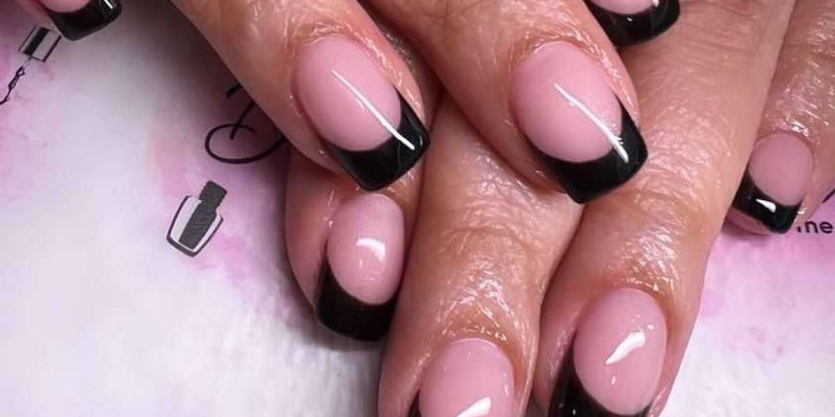 Online Nail Art Course in Noida