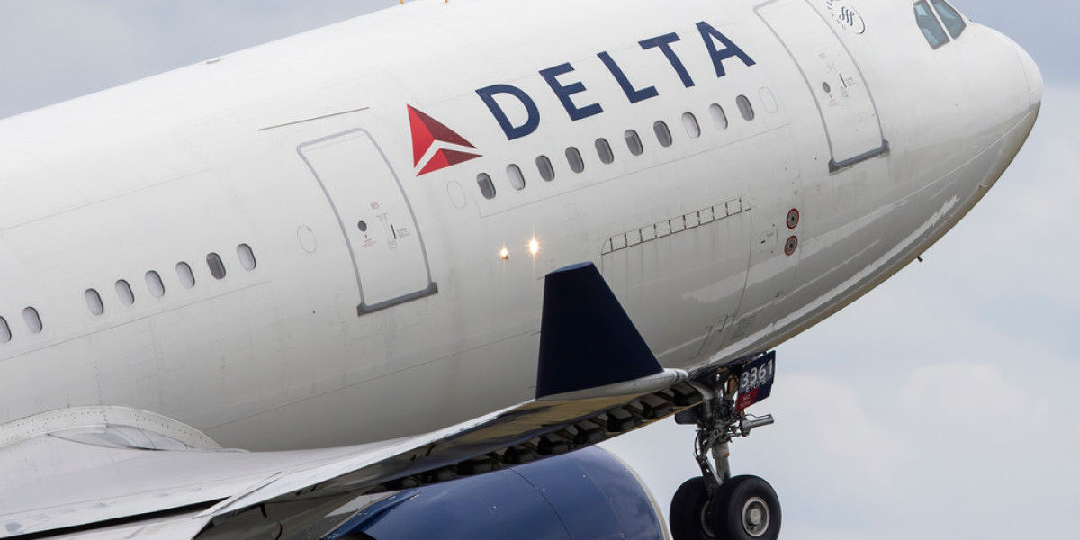 Does Delta Airlines have a WhatsApp number?