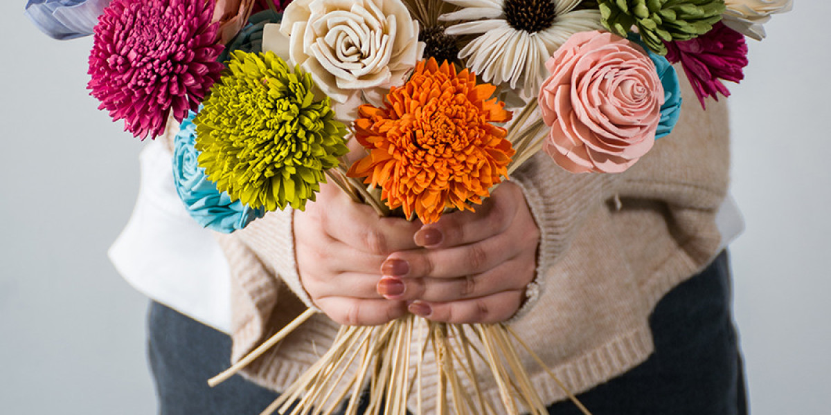 Swap Your Blooms with the Amazing Dried Flower Arrangements