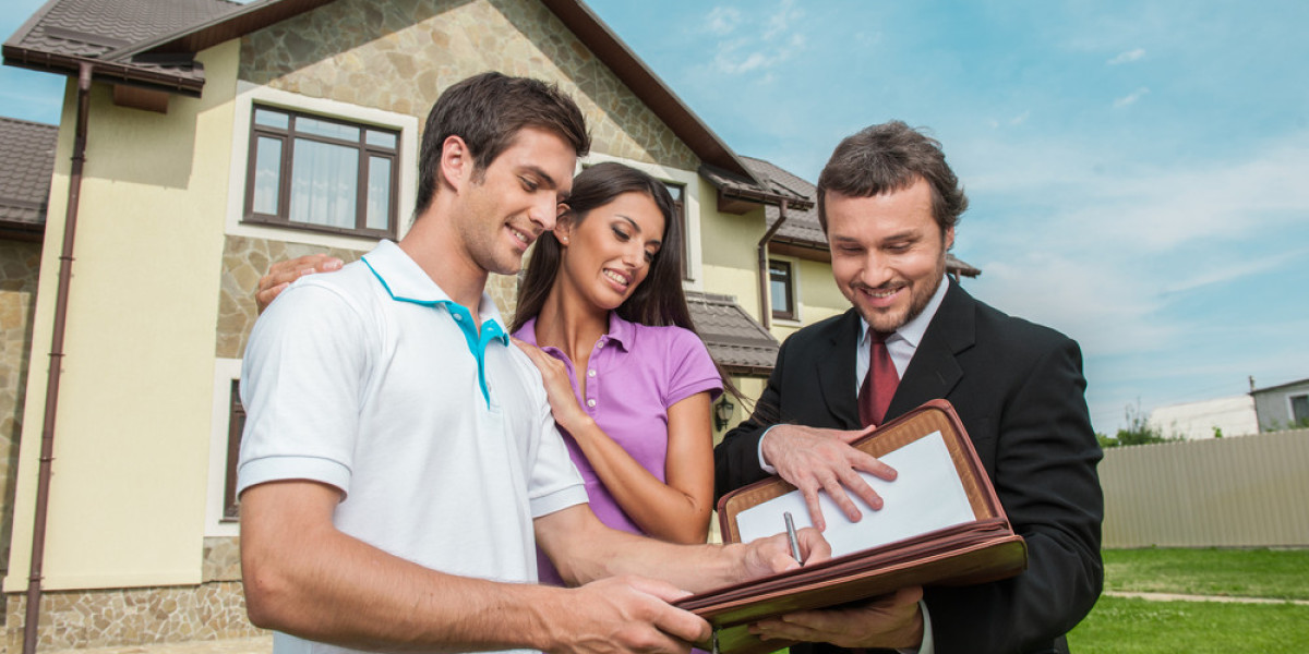 Simplifying Your Mortgage Journey: Choosing the Right Mortgage Broker in San Fernando: