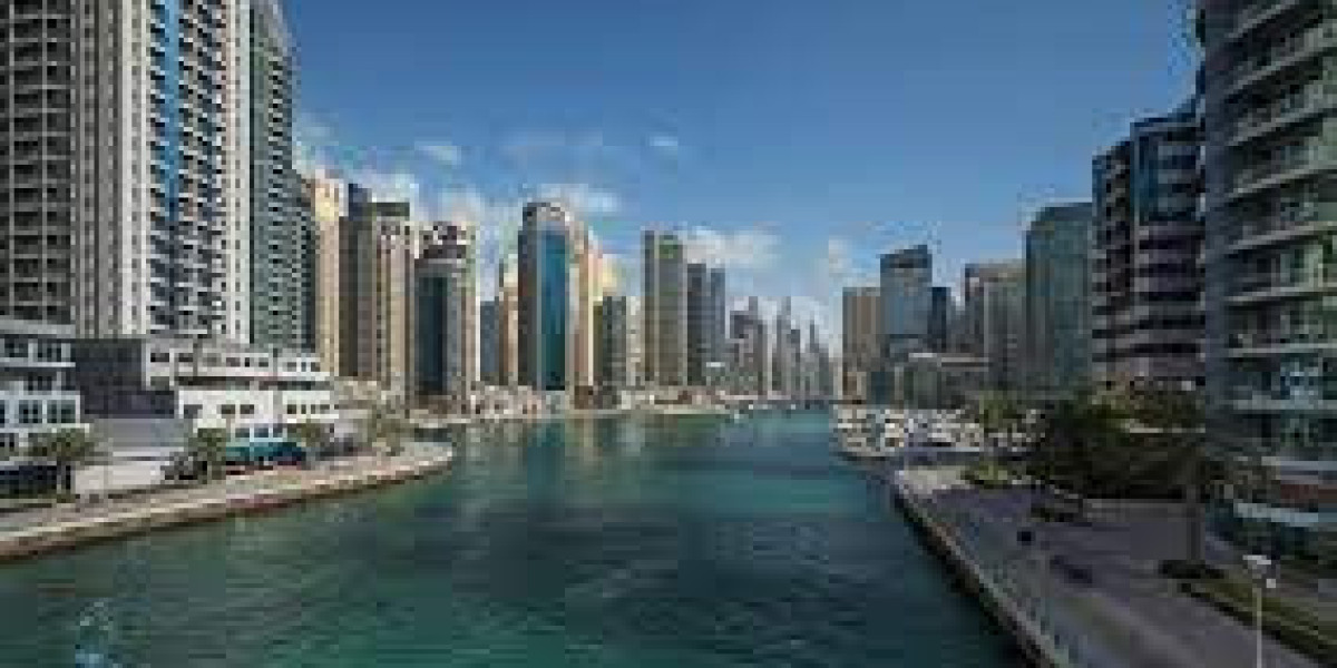 Dubai Marina Dubai: A Symphony of Lights and Fountains