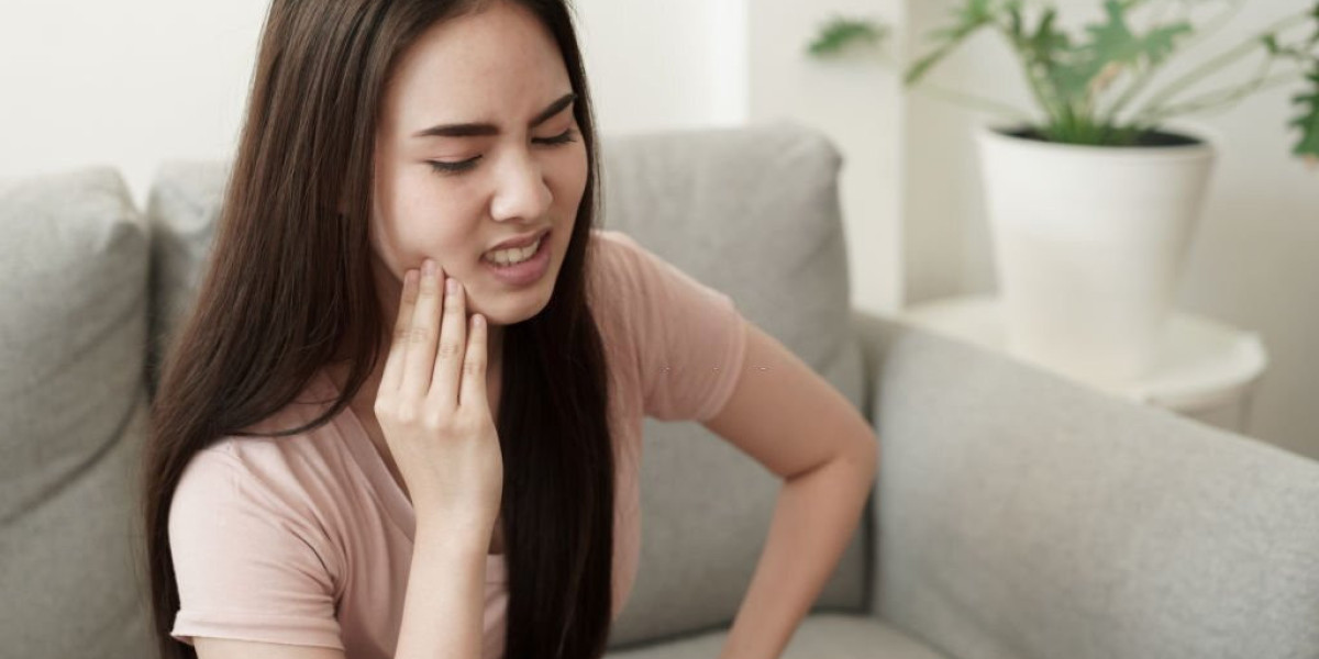 Suffering from a Toothache? Try These Emergency Relief Techniques
