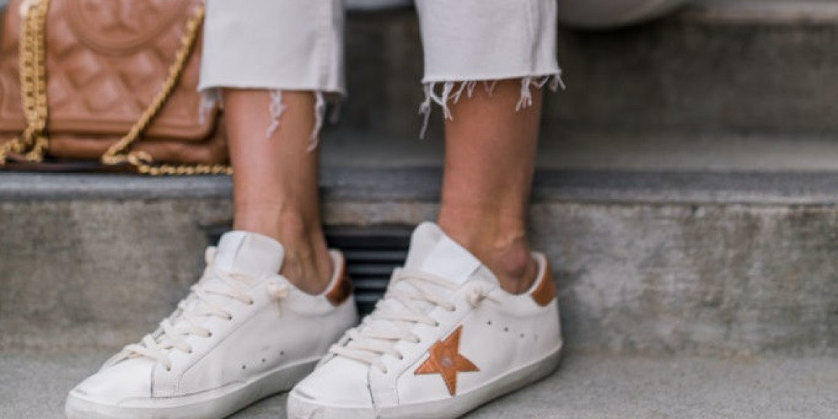 The spring summer 2023 Golden Goose Hi Star Sneakers season was clearly