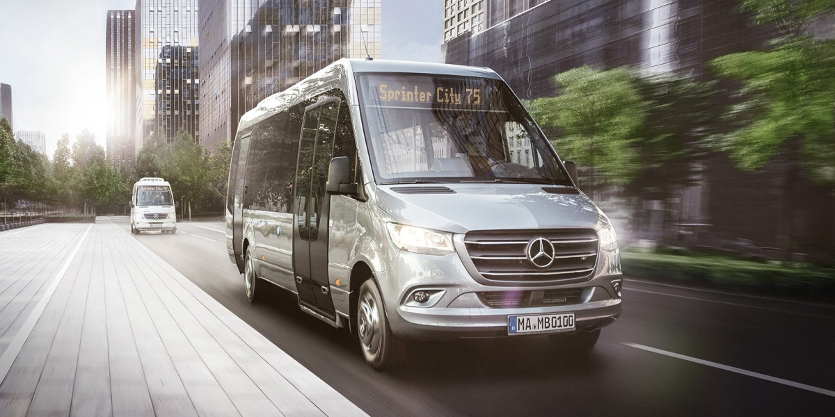 Travel in Style: The Ultimate Guide to Coach Hire Oxford