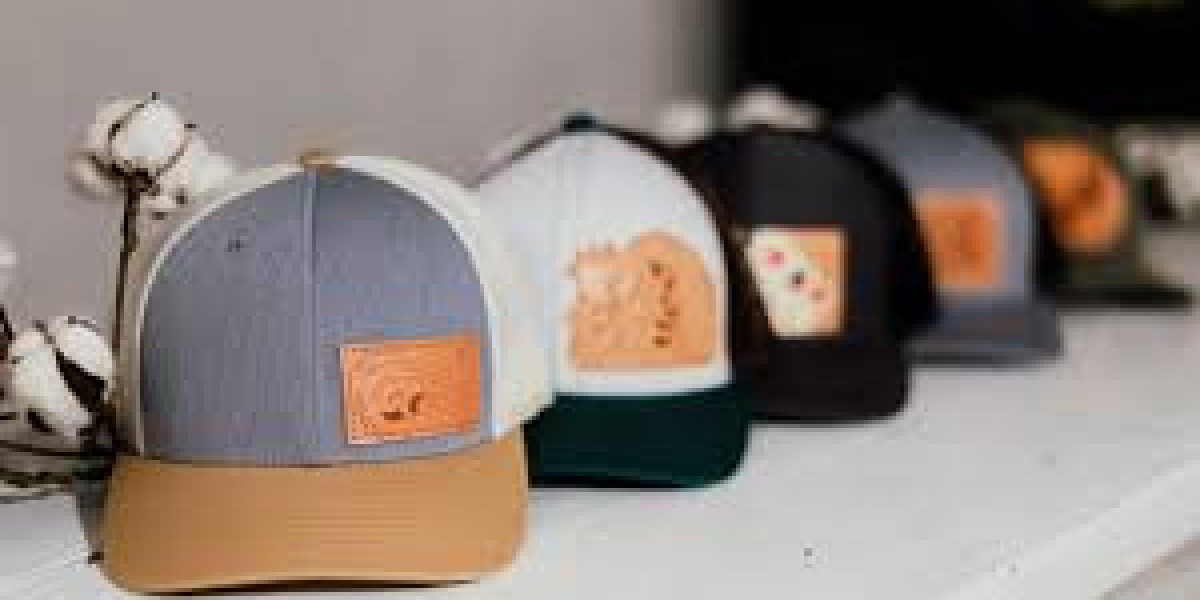 How to Cutely Design Custom Hats with Patches?