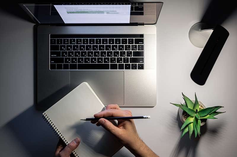 Premium Resume Writing in Hyderabad can Help you Get a Job | by AVON RESUMES | Jun, 2024 | Medium