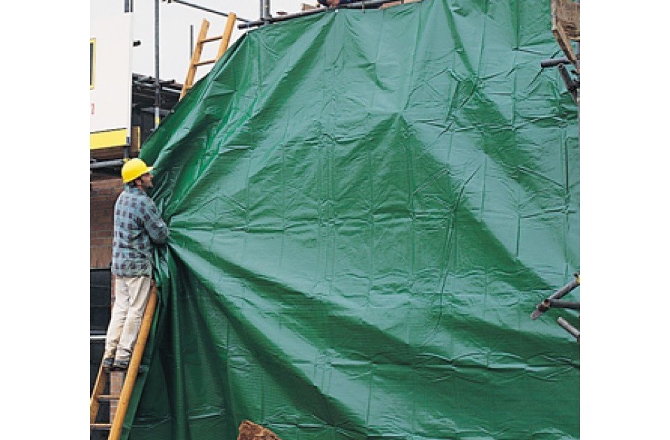 Taps UK: What Are Common Uses For Tarpaulin?