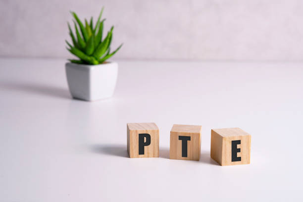 Top 5 Benefits of Online PTE Course - PENCIS