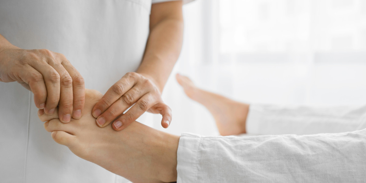 How an Ingrown Toenail Doctor Can Help Relieve Your Pain