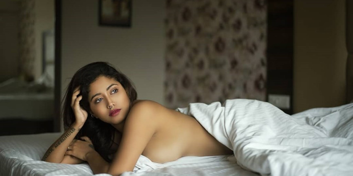 Best way to Book Zirakpur Escort Service