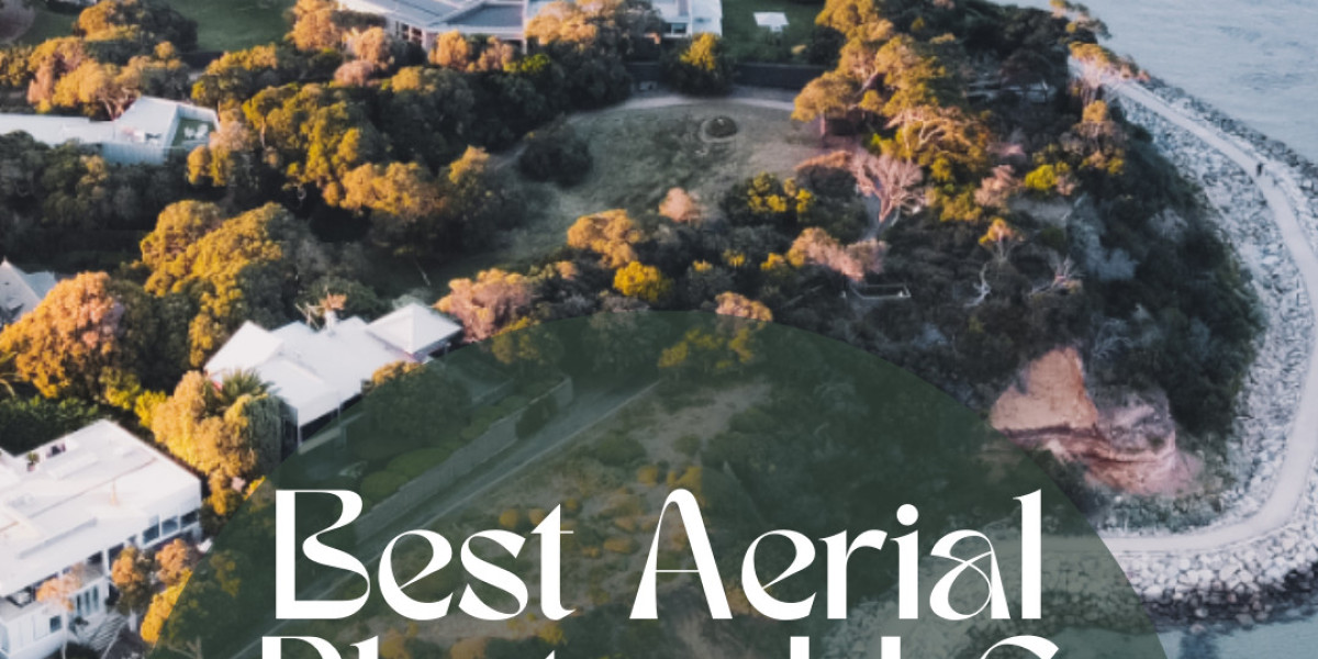 What is the quality of the aerial photography provided?