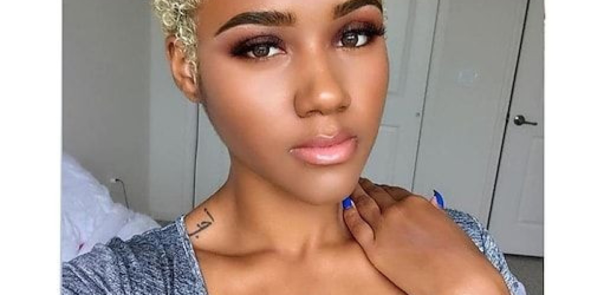 How to Customize a Short Blonde Wig for a Personalized Look