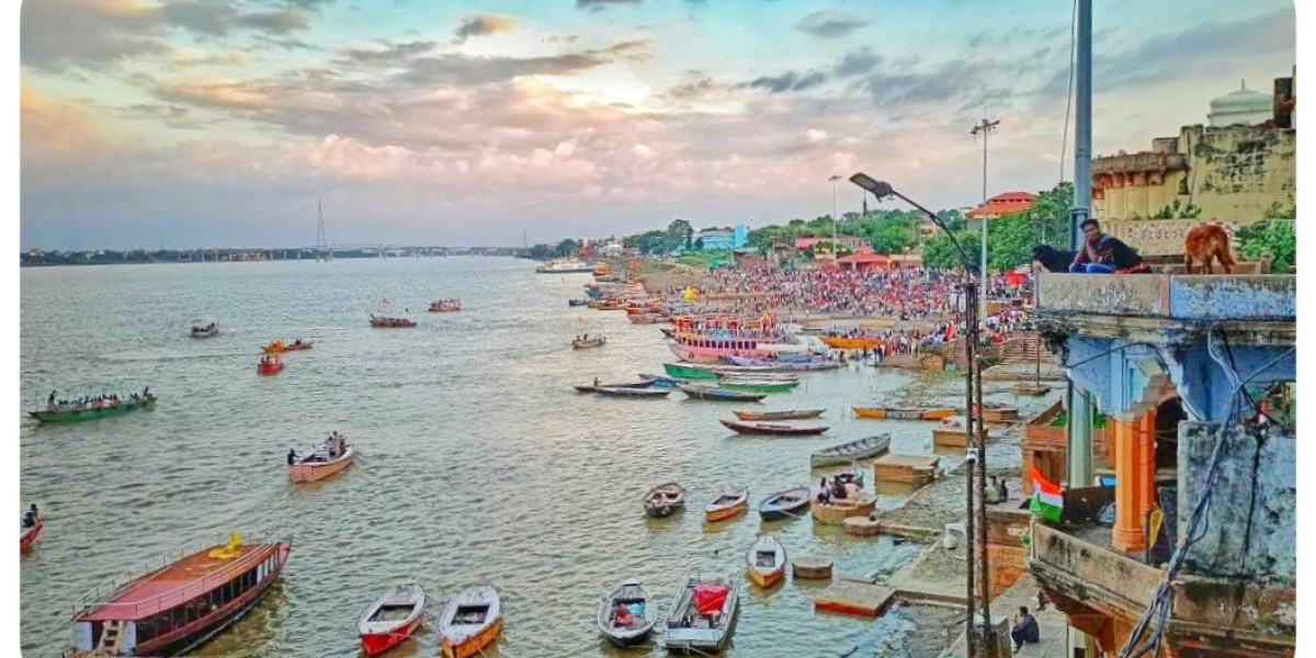 Discover Varanasi Through Its Flavors and Streets: A Food and Walking Tour Experience