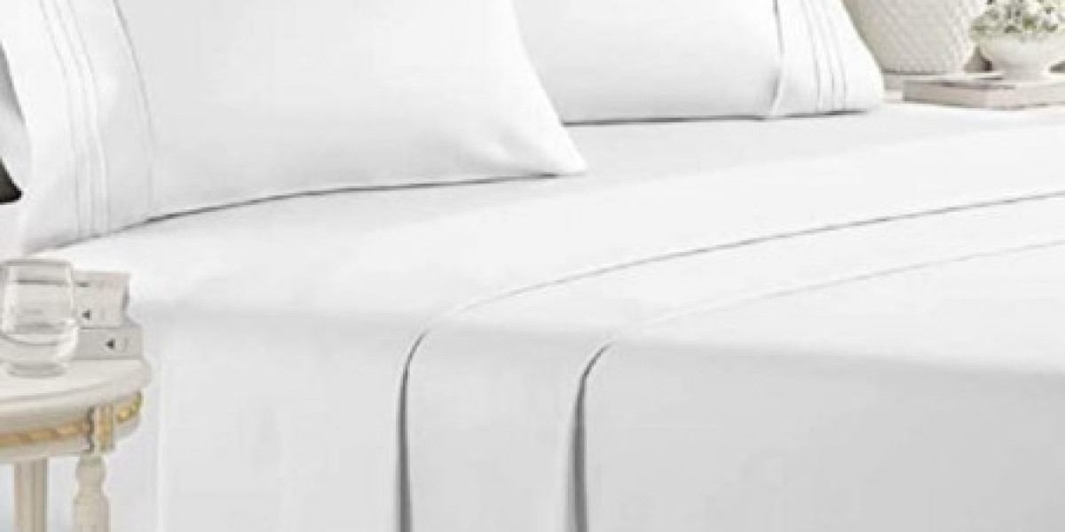 comforter set: Find the best comforter set to keep you warm and stylish. Cozy options for every season and every bedroom