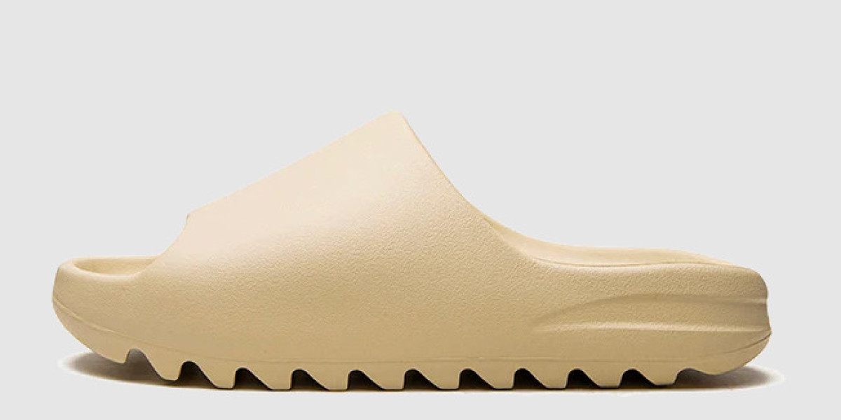 Yeezy Slides: Why They’ve Become the Ultimate Go-To for Comfort and Style