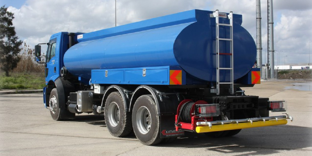 Innovative Approaches in Sweet Water Tanker Services for Sustainable Water Management