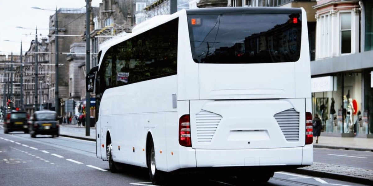 Stress-Free Group Travel: Why Minibuses Are the Best Choice for European Trips