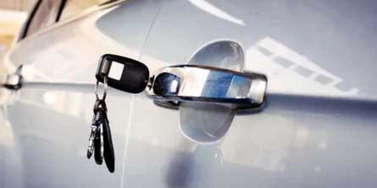 Broken Car Key Extraction Clermont | Fast & Reliable Locksmith Services