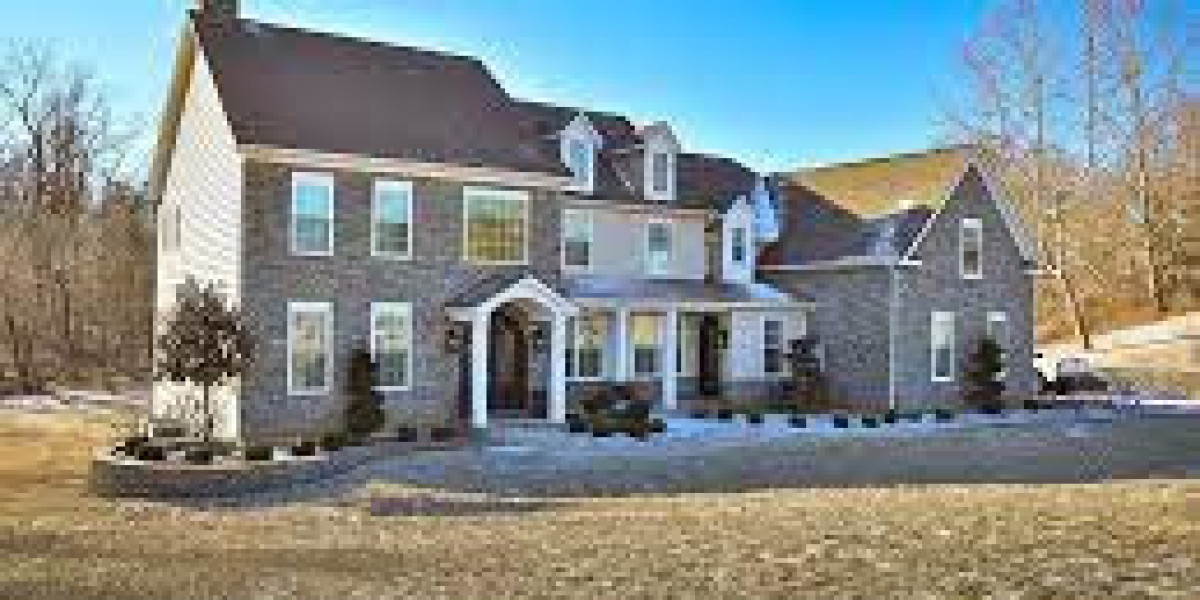 2393 Old Bristol Rd., Southampton, PA 18966: A Charming Suburban Address in Bucks County