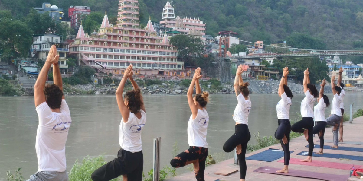 Unlock Mastery: Enroll in a 500 Hour YTTC in Rishikesh