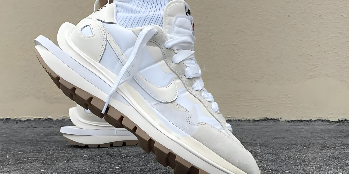 Sacai x Nike LDWaffle：解鎖雙重美學的潮鞋聖品