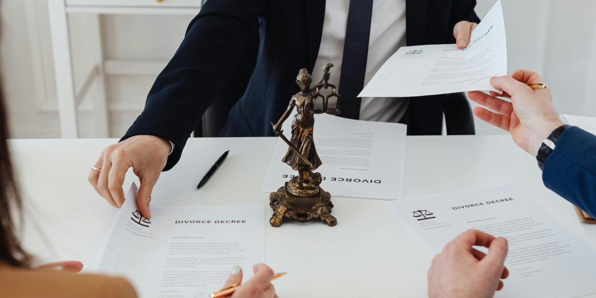 How a Business Lawyer Can Help Your Small or Medium Business
