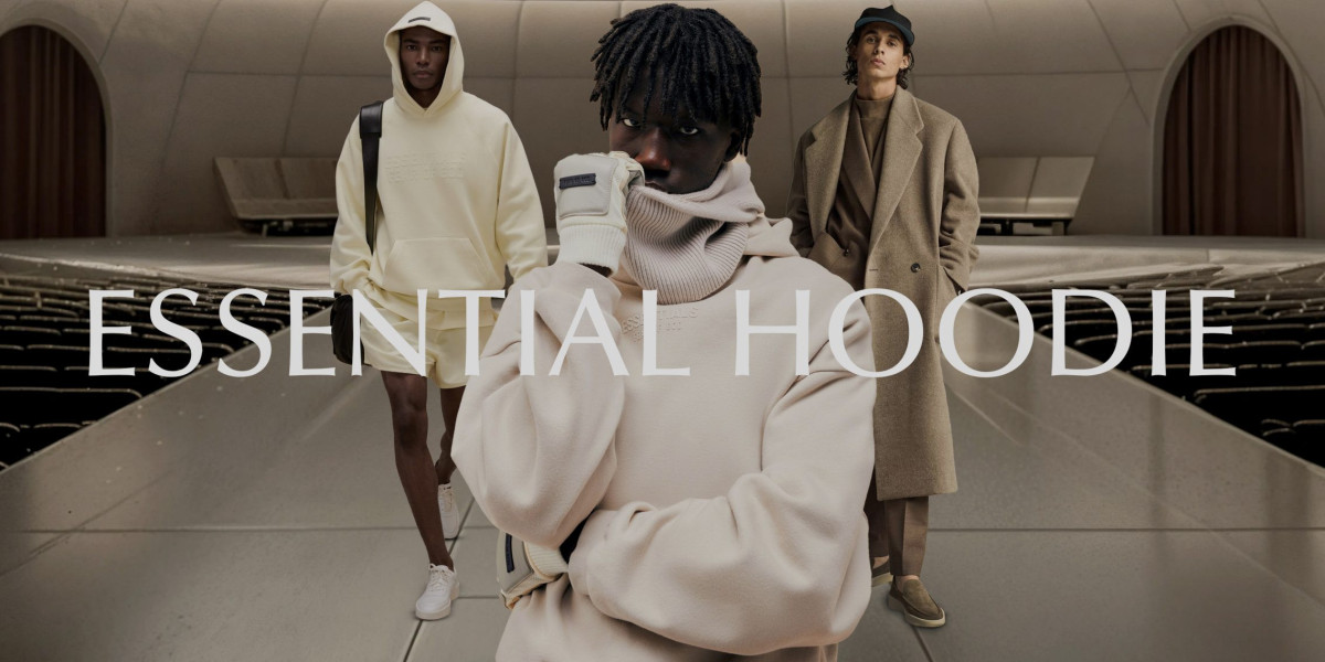 Essential Hoodie Looks for the Modern Wardrobe