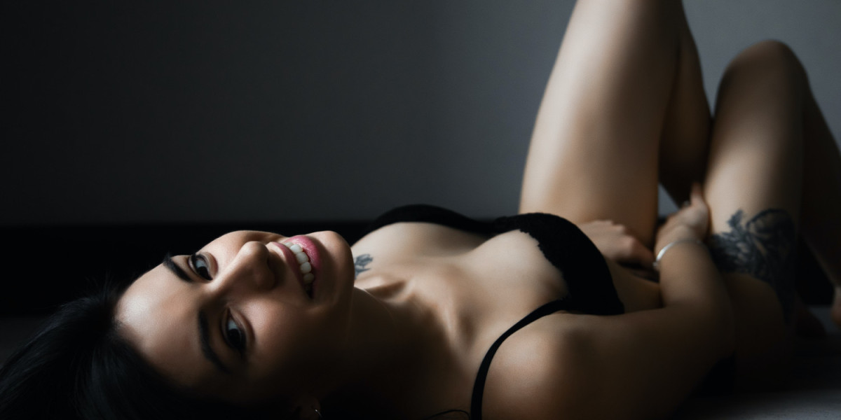 Book No1 Escorts Service in Goa For Maximum Pleasure
