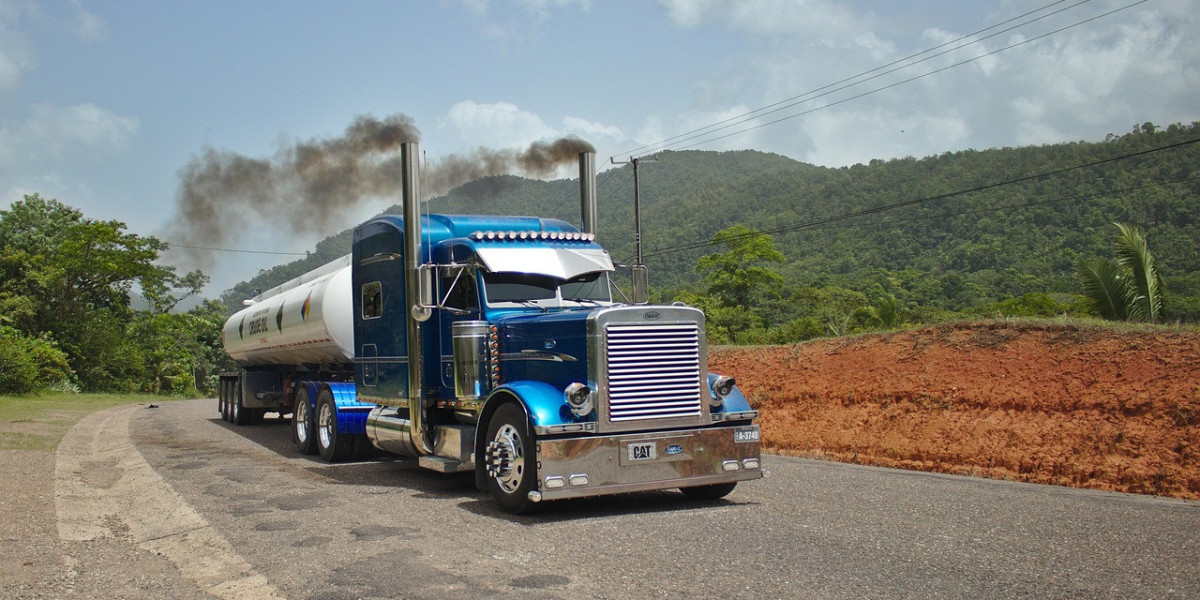 Def in Bulk: Supplying Shell Rotella 15w40 and Shell Rotella T5 15w40 for Peak Engine Performance