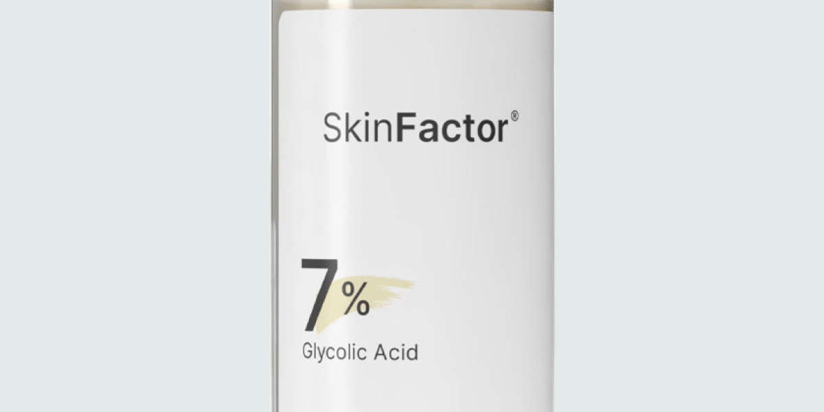 Best Skincare Ingredients to Combine with Glycolic Acid Toner