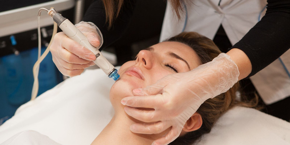 HydraFacial in Islamabad for Dark Circles – Fact or Myth?