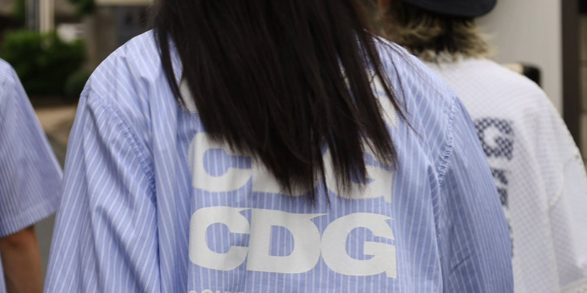 Fashion Narratives Told Through Comme des Garçons Hoodie Styles