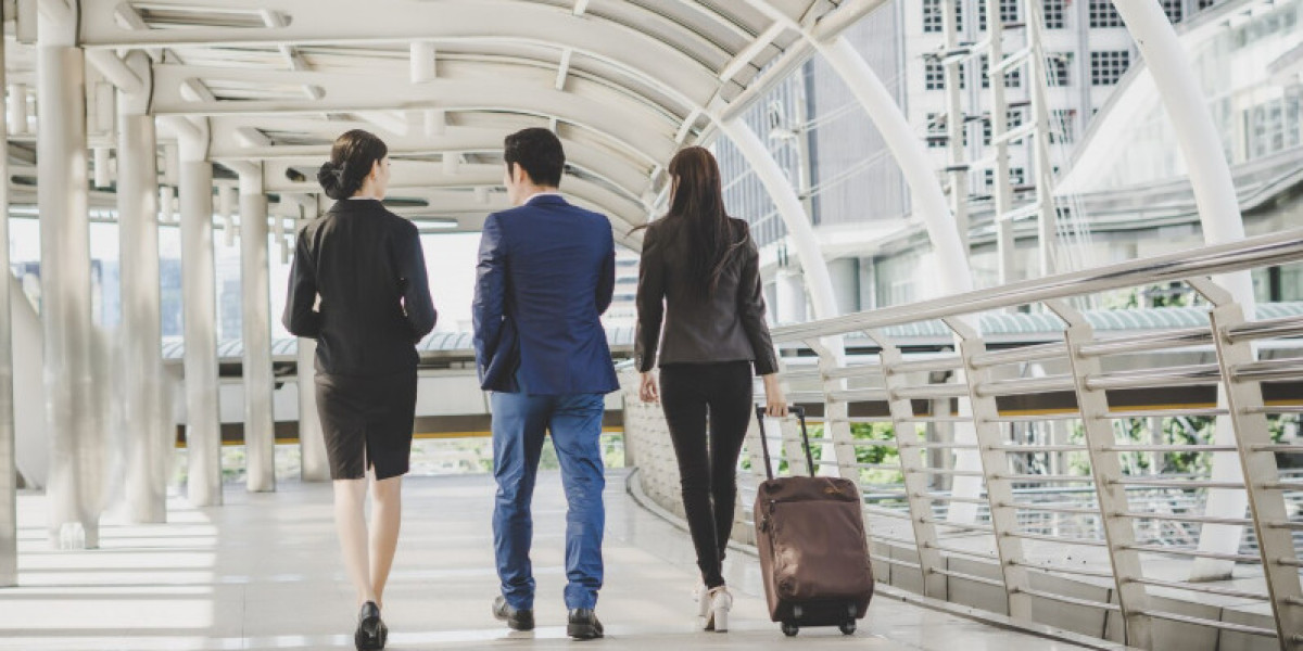 Smarter Ways to Navigate Business Travel Today