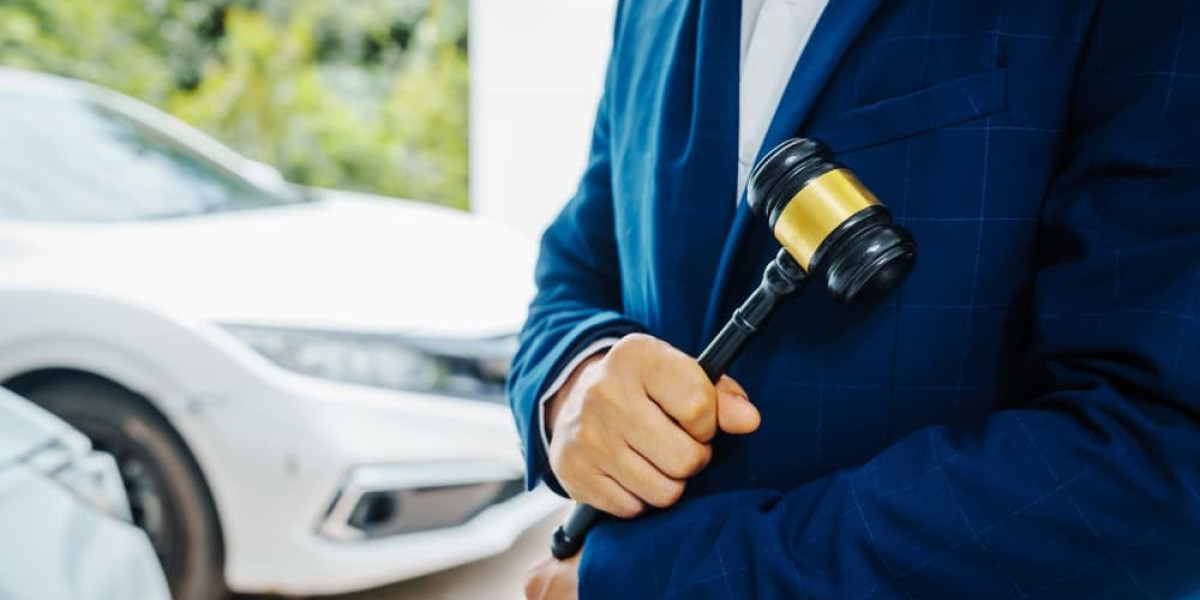 The 12-Point Cliff Edge: How Motoring Offence Solicitors Can Save Your Licence