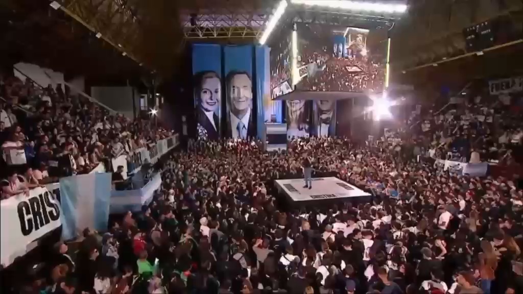Máximo Kirchner apuntó contra Milei, defendió a Cristina y pidió unidad al peronismo de cara a 2027.