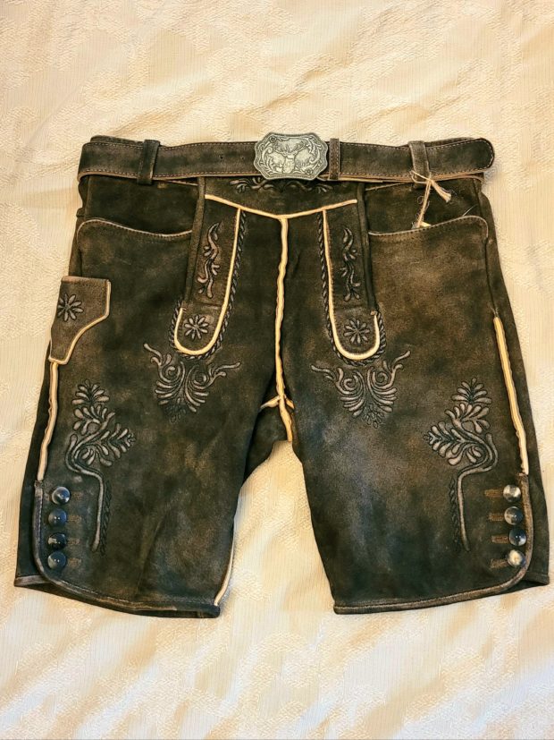 Men’s Lederhosen Shorts Hermann Dark Brown – Trachten-Quelle