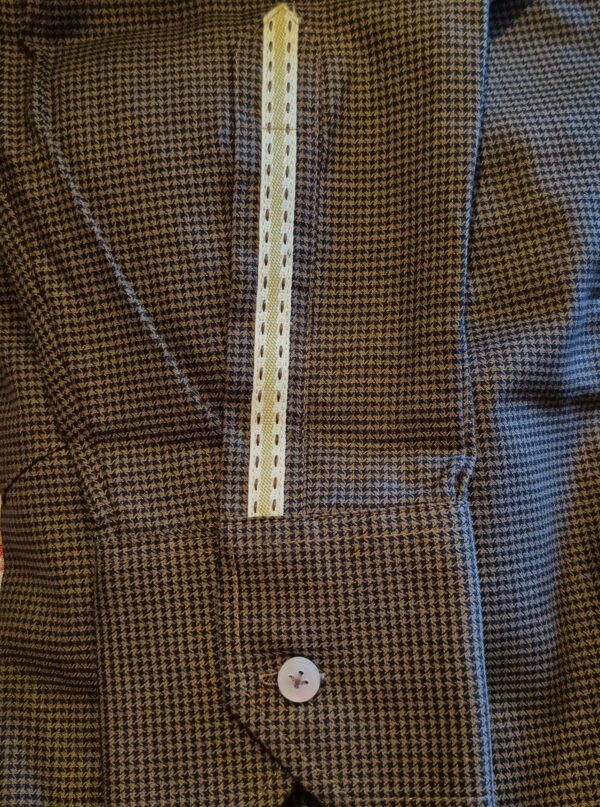 Men's Slim Fit Micro-Check Cutaway Collar Shirt Mid-Brown and Black - Image 2