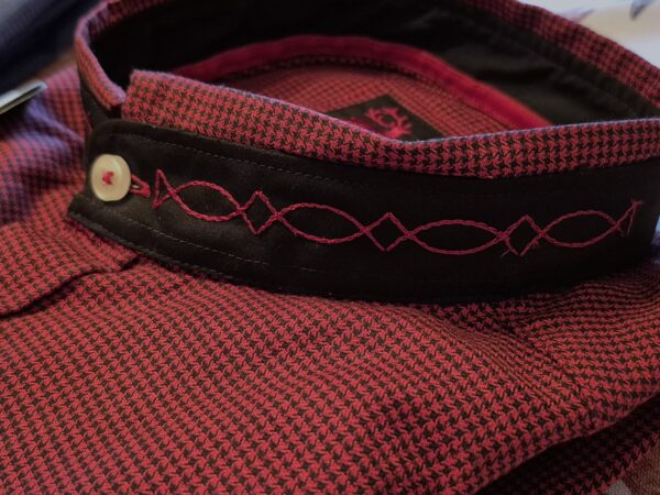Men's Slim Fit Micro-Check Cutaway Collar Shirt Red and Black - Image 2