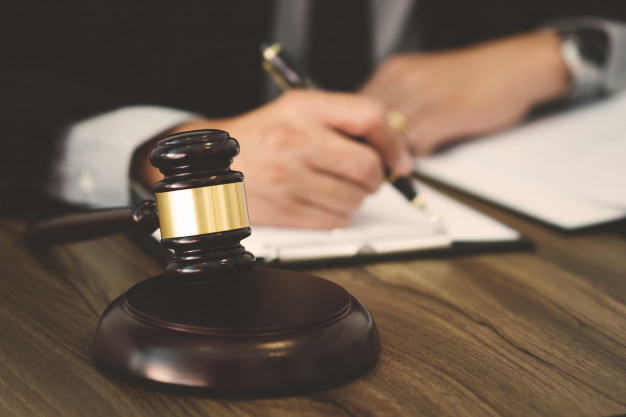 What Is a Process Server Allowed to Do?