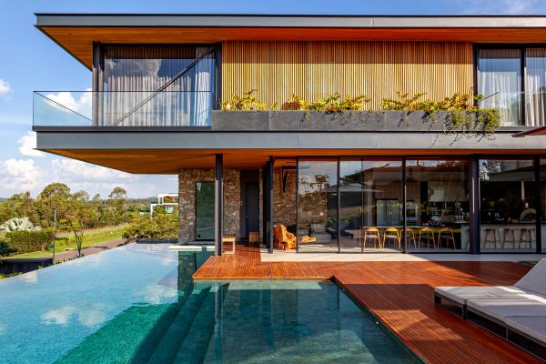 Residência em Itu reúne tudo o que é preciso para viver bem em meio à natureza - confira o projeto de 700 m²