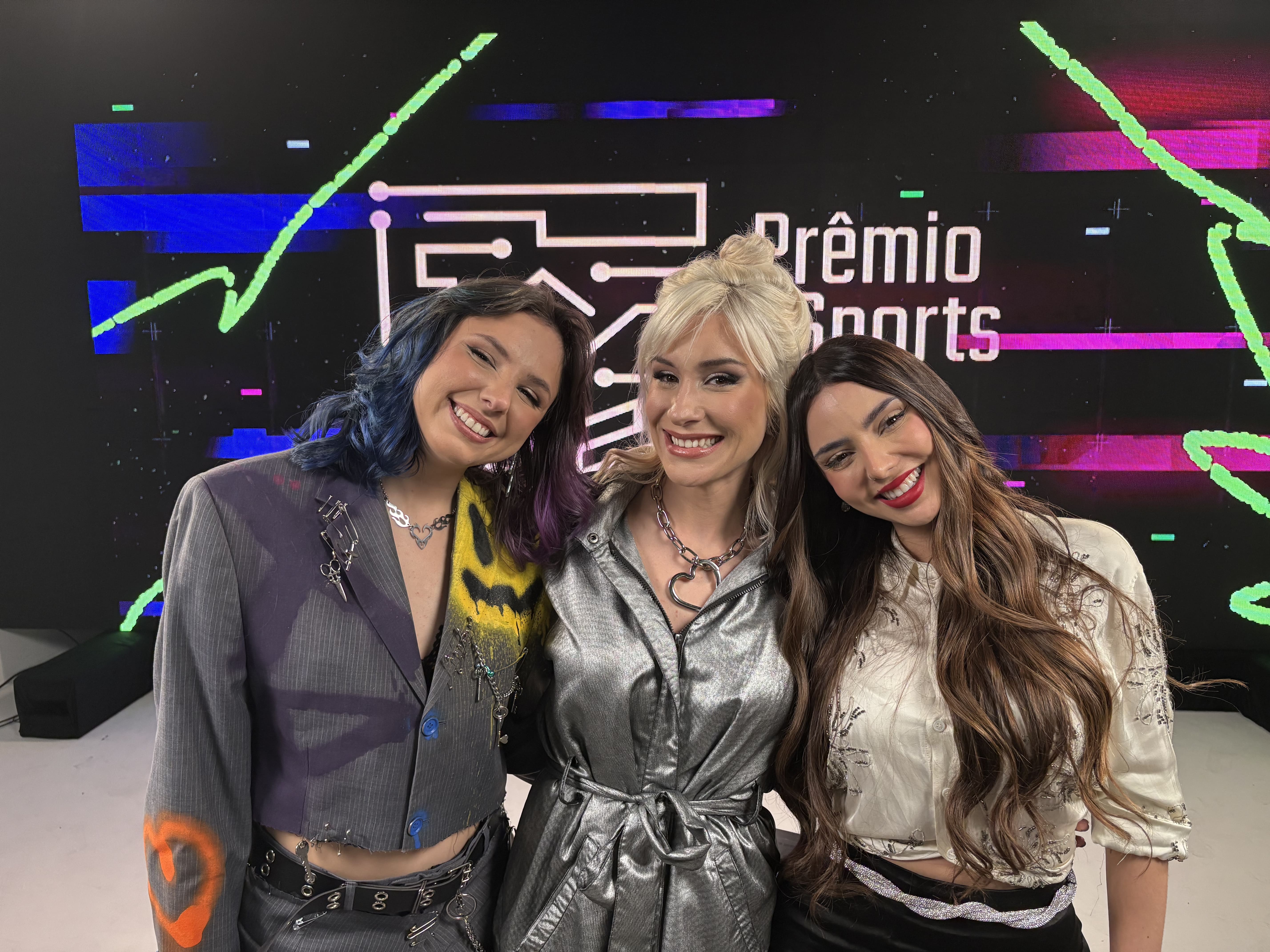 Camilota XP, Mari Ayrez e Nyvi Estephan - Prêmio eSports Brasil