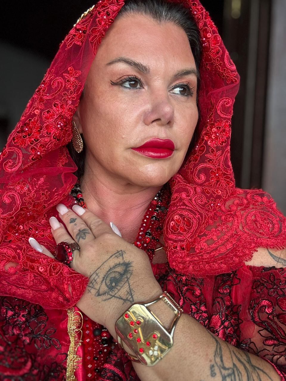 Sacerdotisa de Kimbanda faz previsão sobre os boatos de romance entre Ana Castela e Zé Felipe